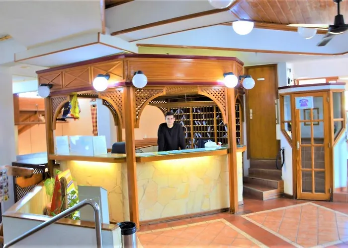 Geranios-san-eugenio-adeje-spain *