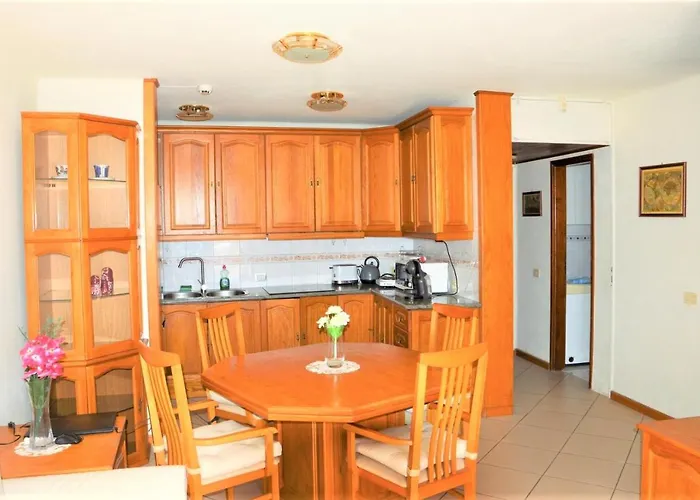 Geranios-san-eugenio-adeje-spain * Адехе